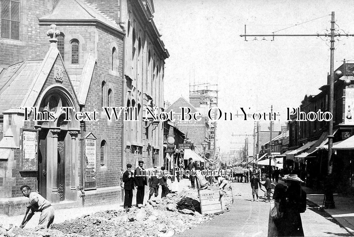 WI 951 - Laying Tram Tracks, Regent Street, Swindon, Wiltshire