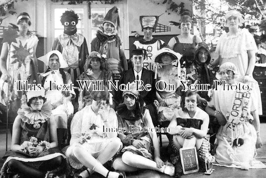 WI 963 - Nursing Staff, Winsley Village, Wiltshire