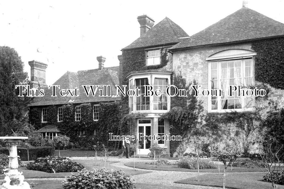 WI 975 - West Front, The Deanery, Salisbury, Wiltshire