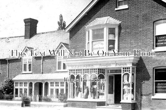 WI 994 - Woodfood Shopfront, Downton, Wiltshire