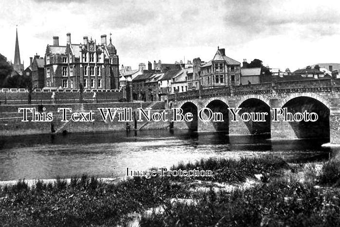 WL 1034 - Monmouth School, Wye Bridge, Wales