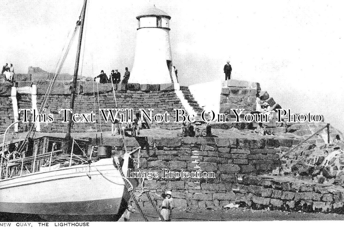 WL 1163 - The Lighthouse, New Quay, Cardiganshire, Wales c1935