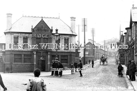 WL 1356 - Newbridge Hotel, Tynewydd, Wales c1928