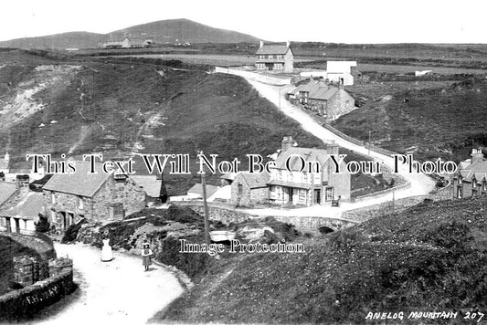 WL 1369 - Anelog Mountain, Aberdaron Village, Lleyn Peninsula, Wales