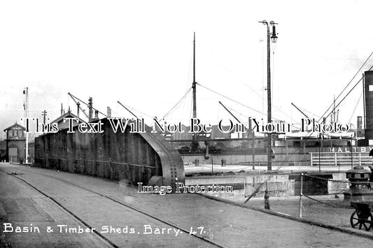 WL 1543 - Basin & Timber Sheds, Barry, Wales