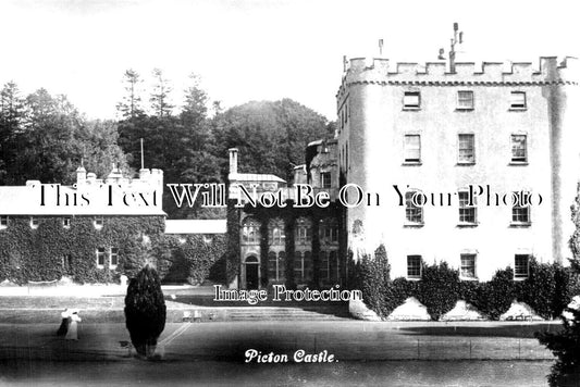 WL 1573 - Picton Castle, Haverfordwest, Wales