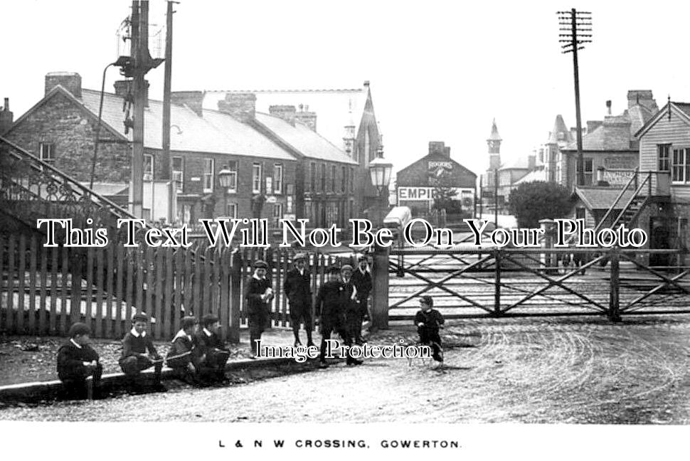 WL 1647 - L&NW Railway Crossing, Gowerton, Wales c1911