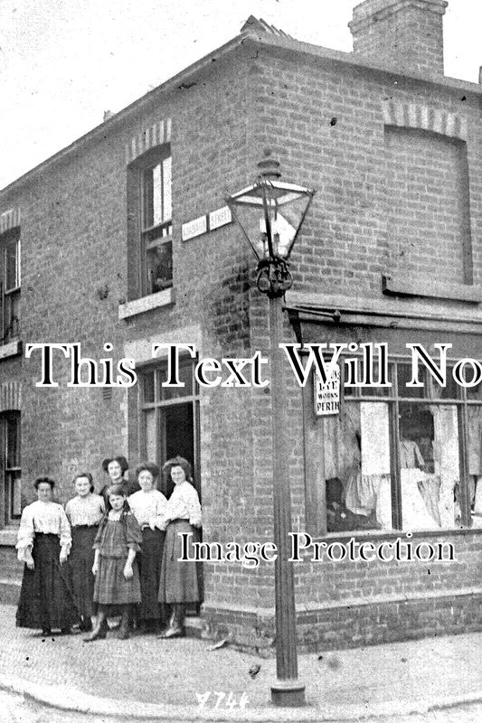 WL 1914 - Shop On Barnard Street, Newport, Wales