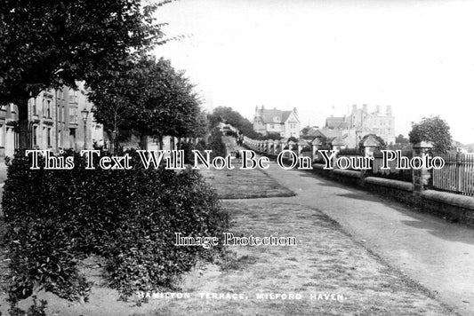 WL 1957 - Hamilton Terrace, Milford Haven, Wales