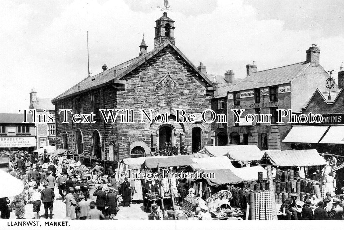 WL 2078 - Llanrwst Market, Wales