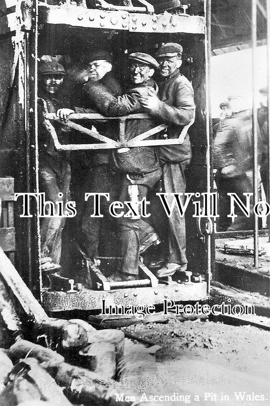 WL 2117 - Men Ascending A Coal Pit Colliery In Wales