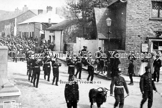 WL 2132 - Welsh Guards Parade, Aberystwyth, Wales c1908