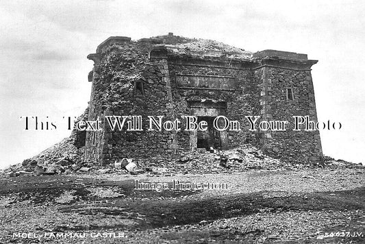 WL 2230 - Moel Fammau Castle, Flintshire, Wales c1940