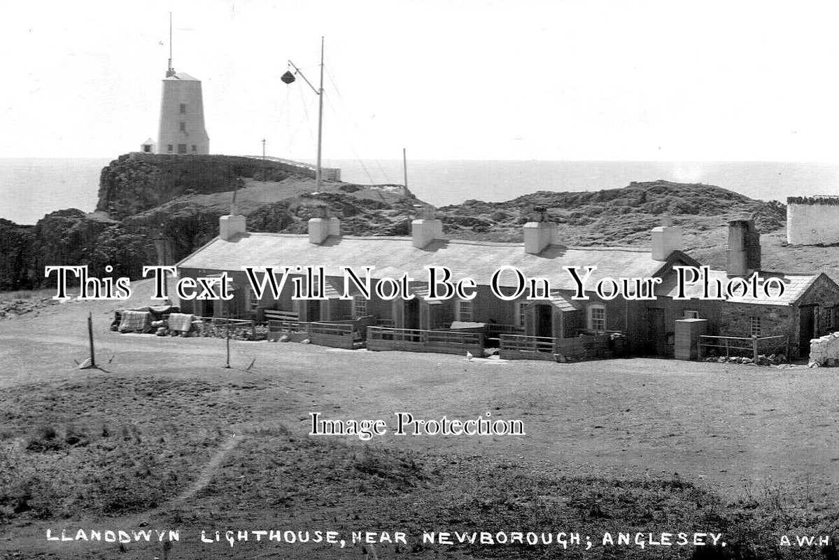 WL 2274 - Llanddwyn Lighthouse, Newborough, Anglesey, Wales