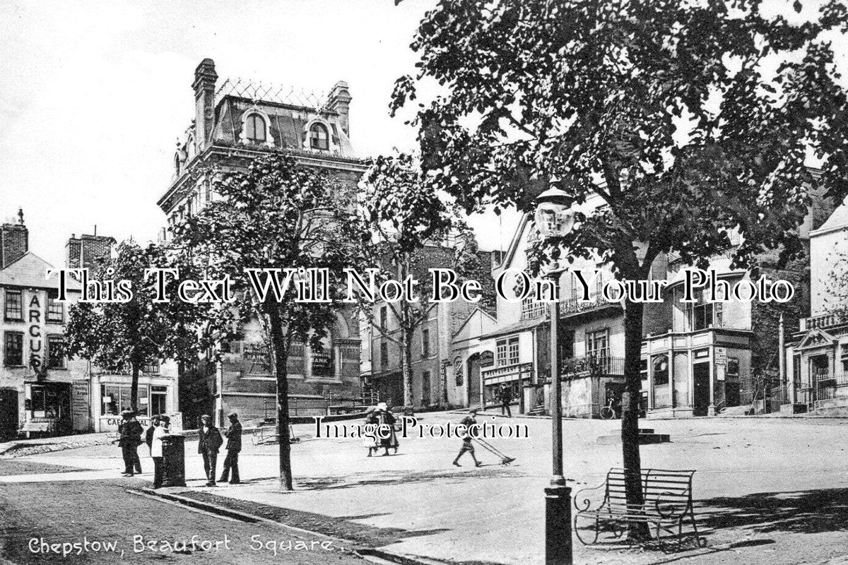 WL 2320 - Chepstow Beaufort Sqaure, Wales c1911