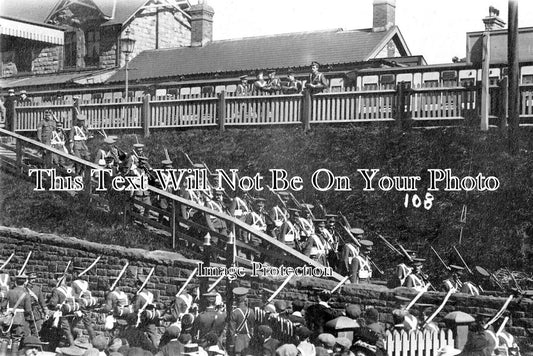 WL 2661 - Troops Arriving At Abergavenny Railway Station, Wales c1909