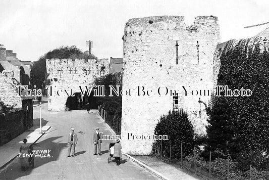 WL 2744 - Tenby Town Walls, Wales