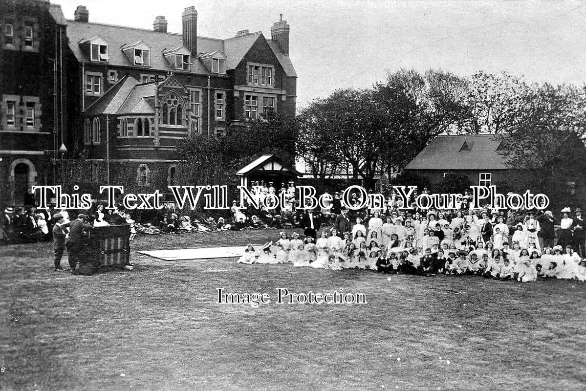 WL 2748 - Royal Alexandra Hospital, Rhyl, Wales