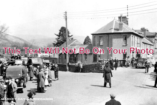 WL 2877 - Market Day At Tregaron, Wales