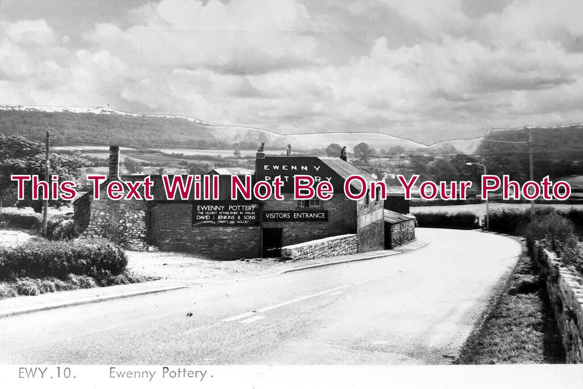 WL 2932 - Ewenny Pottery, Glamorgan, Wales