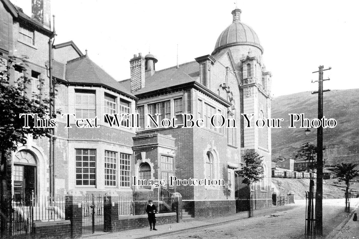 WL 300 - Workmens Hall, Ogmore Vale, Bridgend, Wales c1914