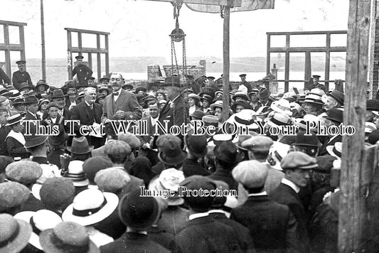 WL 424 - Ceremony At Victoria Bridge, Milford Haven, Wales 1909