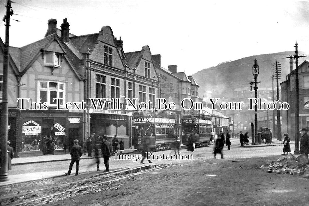 WL 464 - Station Square, Pontypridd, Wales