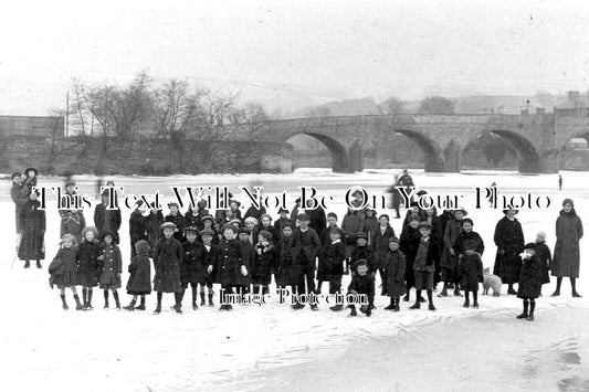 WL 594 - Frozen River, Builth Wells, Wales 1920