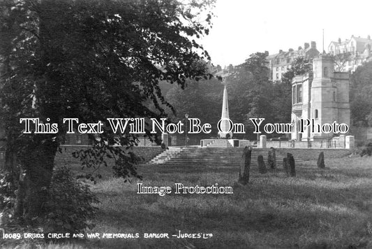 WL 655 - Druids Circle & War Memorial, Bangor, Wales