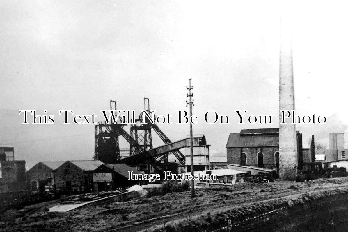 WL 782 - Albion Colliery, Cilfynydd Village, Pontypridd, Wales c1920