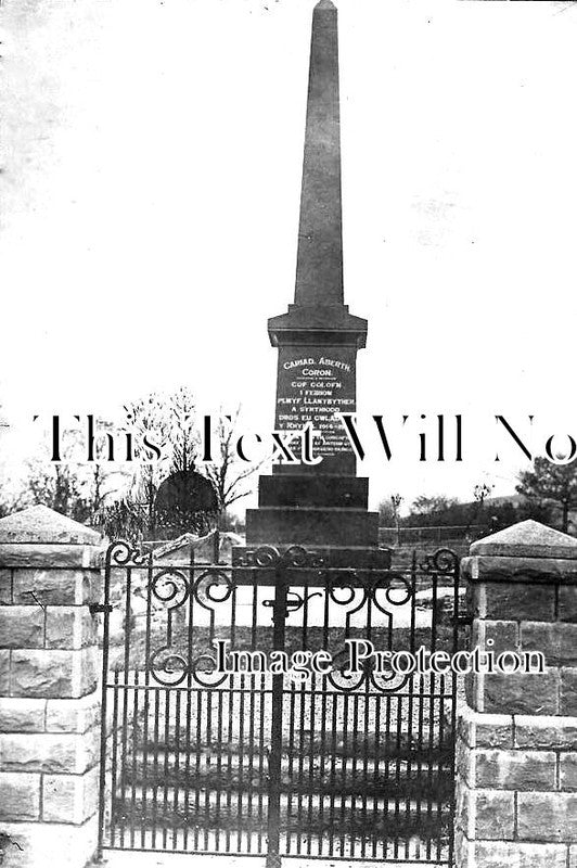 WL 841 - Llanybyther Llanybydder War Memorial, Wales WW1