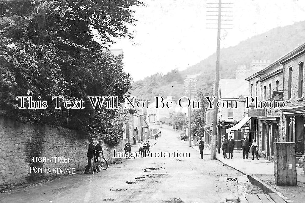WL 892 - High Street, Pontardawe, Wales c1912