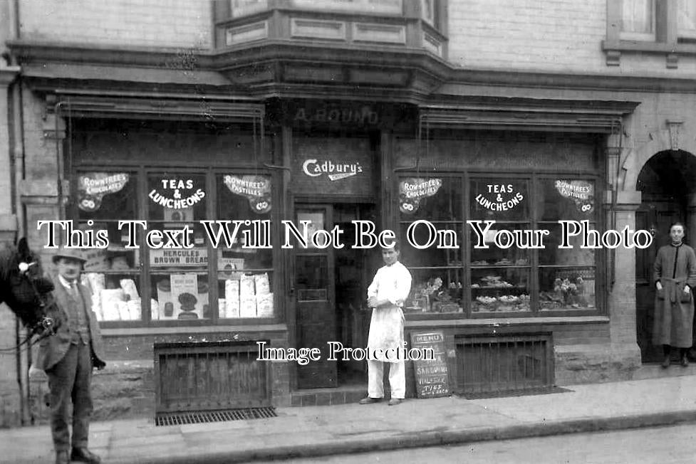 WL 895 - A Round Bakers Shop, Abergavenney, Wales