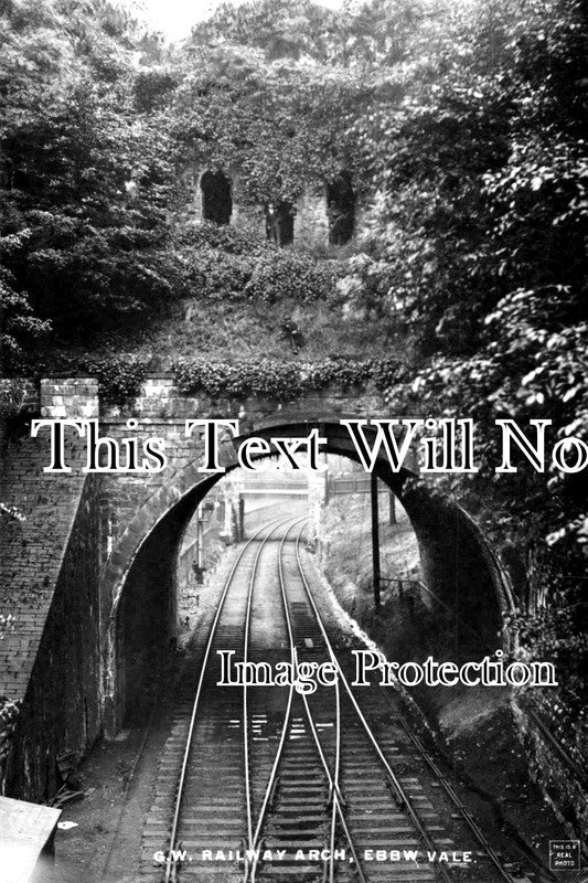 WL 910 - Railway Arch, Ebbw Vale, Wales