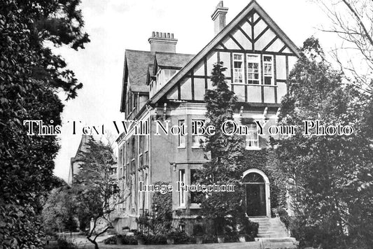 WO 1039 - Malvern Girls College, Ivydene Hall, Worcestershire