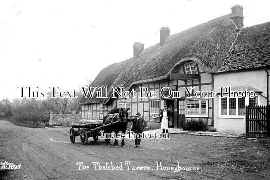 WO 1045 - The Thatched Tavern, Honeybourne, Worcestershire c1914