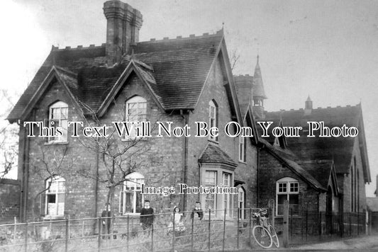 WO 1193 - The School, Alfrick, Worcestershire c1904