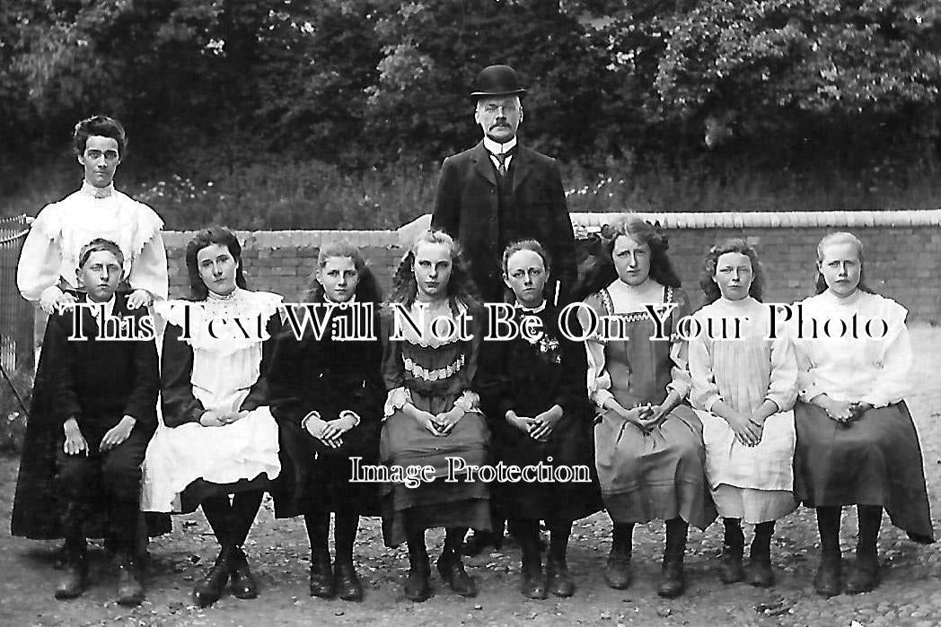 WO 1360 - Hanbury School, Worcestershire c1909