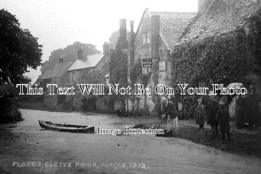 WO 1401 - Floods At Cleeve Prior, Kings Arms Pub, Worcestershire c1912