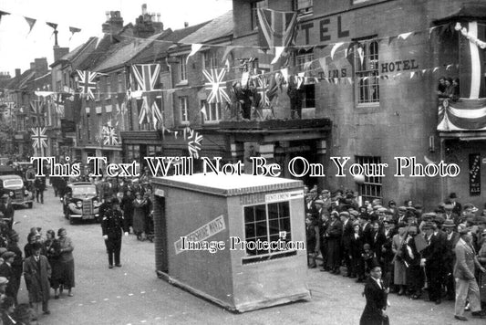 WO 1545 - Parade Of Protest, Pershore, Worcestershire