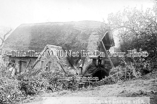 WO 1679 - The Corn Mill Wheel, Elmley Castle, Worcester