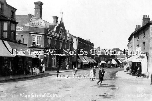 WO 22 - High Street, Egham, Worcestershire