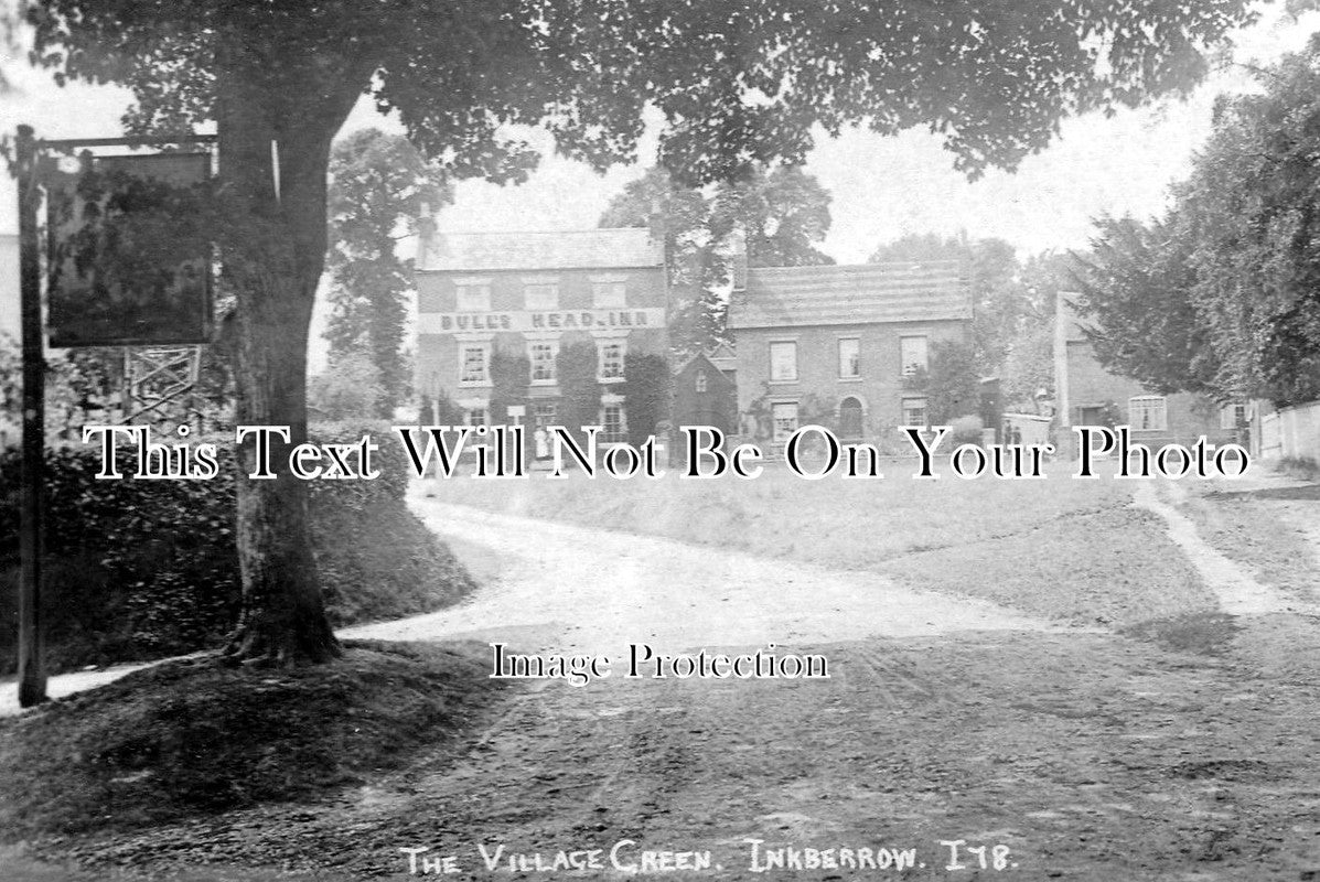 WO 264 - Village Green & Bulls Head Inn, Inkberrow, Worcestershire c1910