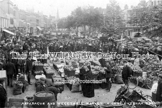 WO 319 - Asparagus & Vegetable Market, High Street, Evesham, Worcestershire
