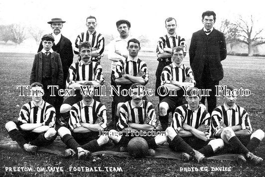 WO 573 - Preston On Wye Football Team, Worcestershire