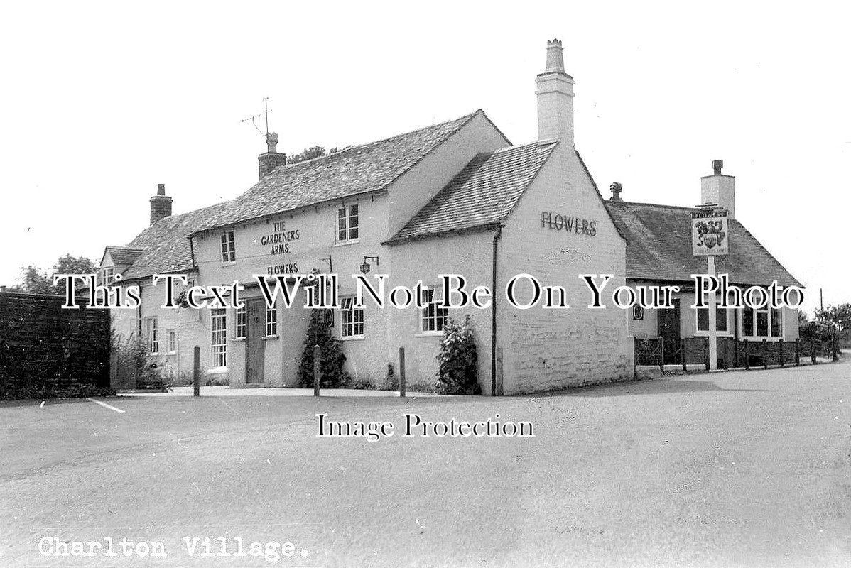 WO 605 - The Gardeners Arms Public House, Charlton, Worcestershire