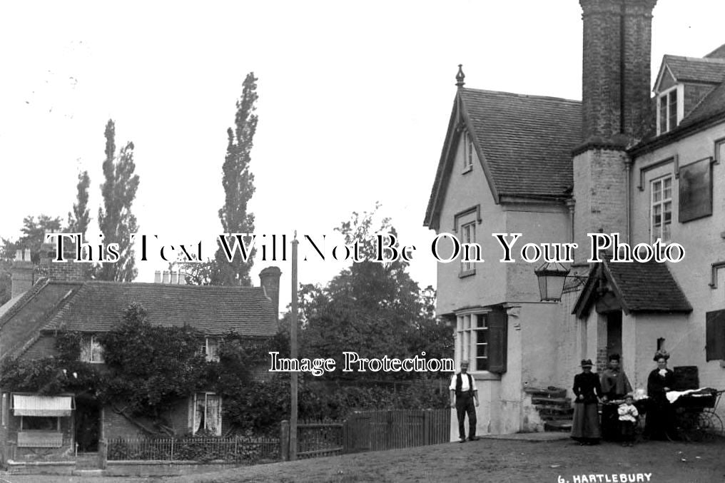 WO 612 - Talbot Inn, Hartlebury, Worcestershire c1906