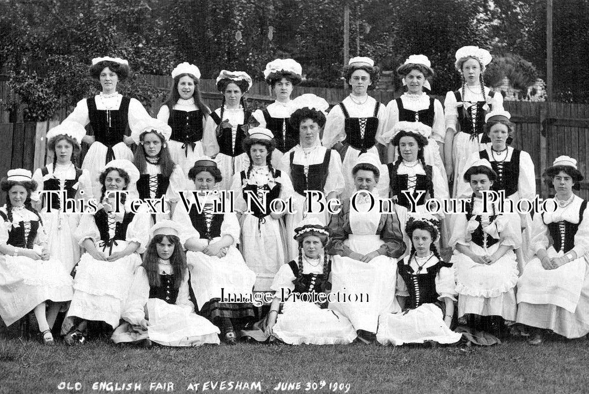 WO 819 - Old English Fair, Evesham, Worcestershire 1909