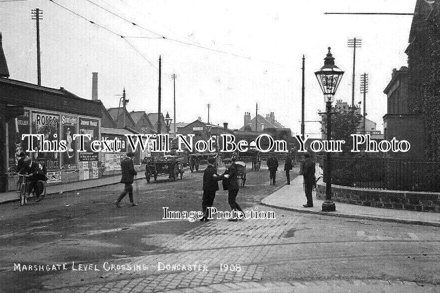 YO 10029 - Marshgate Level Crossing, Doncaster, Yorkshire c1908