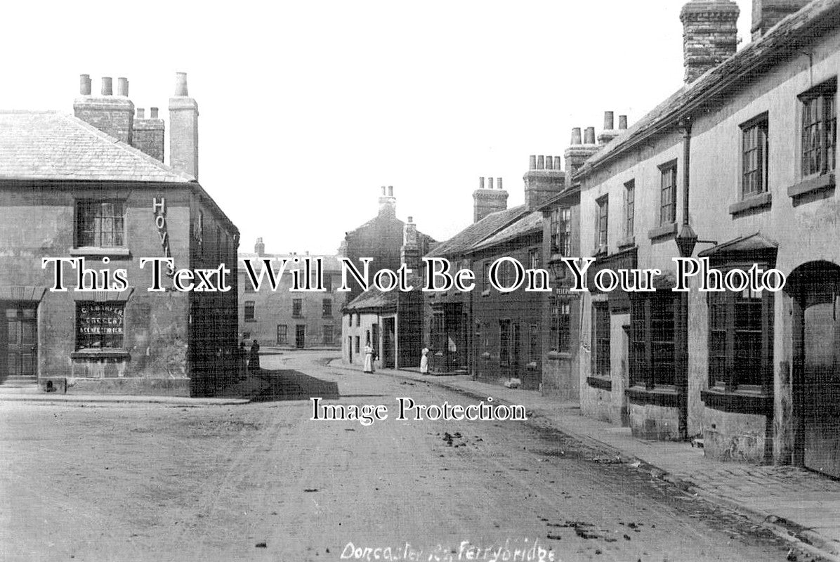 YO 10279 - Three Horse Shoes Inn Pub, Ferrybirdge, Yorkshire c1912
